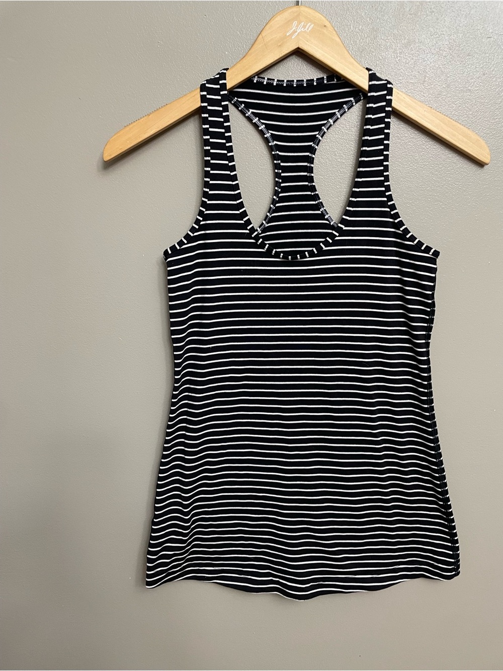 Lululemon Cool Racer Back black white stripe Athleisure size 4?